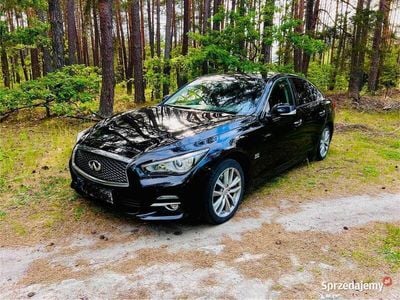 Używany Infiniti Q50 2015 Czarny Sedan/Limuzyna