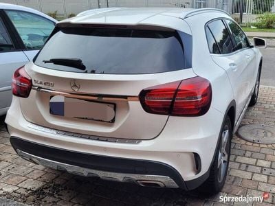 Mercedes GLA200