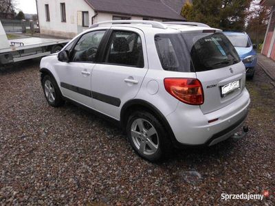 używany Suzuki SX4 2013r. 1.6benzyna-120km- 87000km- uszkodzony- !!!