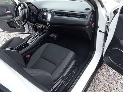 Biały Używany 2021 Honda HR-V SUV | 80 000 zł (Dobra cena)