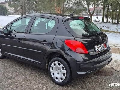Czarny Używany 2009 Peugeot 207 Hatchback | 12 800 zł (Uczciwa cena)