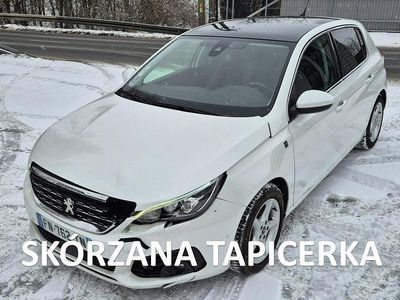 Biały (metalik, perła) Używany 2020 Peugeot 308 Sedan/Limuzyna | 26 200 zł