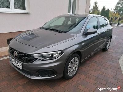 Używany Fiat Tipo 120 KM (88 kW) 2017 Szary Hatchback
