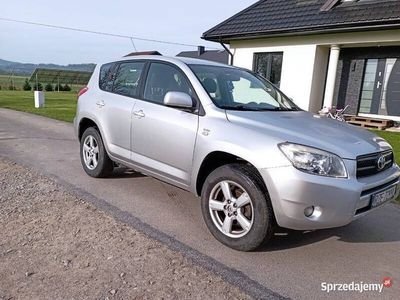 używany Toyota RAV4 