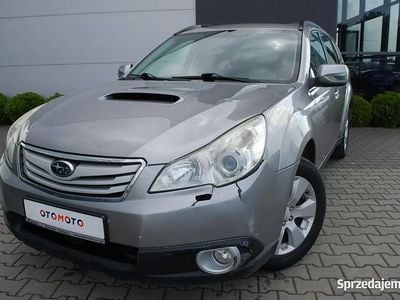 Srebrny Używany 2011 Subaru Legacy Kombi | 3900 zł