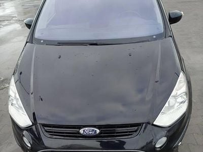 Używany Ford S-MAX S 2010 Czarny Minivan