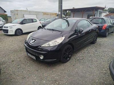 Czarny Używany 2008 Peugeot 207 CC Kabriolet | 13 500 zł