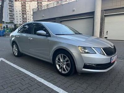 Srebrny Używany 2019 Skoda Octavia Hatchback | 42 900 zł (Uczciwa cena)