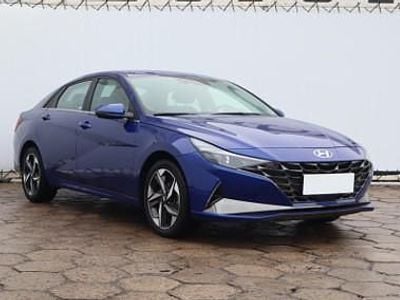 Używany Hyundai Elantra 122 KM (89 kW) 2021 Niebieski Sedan/Limuzyna