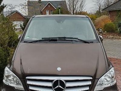 Brązowy Używany 2012 Mercedes Viano Minivan | 68 500 zł