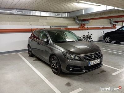 Używany 2018 Peugeot 308 | 48 000 zł (Dość drogi)