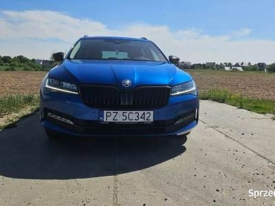 Niebieski Używany 2024 Skoda Superb Kombi | 139 500 zł