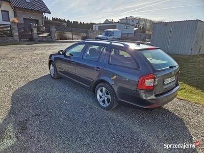 Używany Skoda Octavia 2009 Grafitowy Kombi