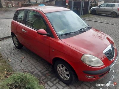 Lancia Ypsilon