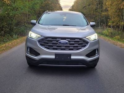 Używany Ford Edge Titanium 2019 Srebrny SUV