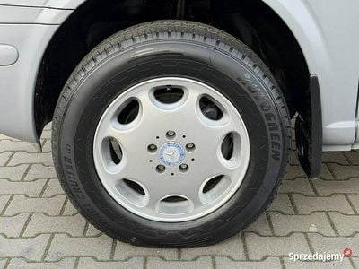 Używany Mercedes Vito AMG 231 KM (169 kW) 2010 Szary Van