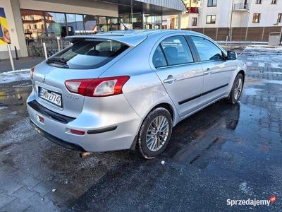 Używany Mitsubishi Lancer 2009 Srebrny Hatchback
