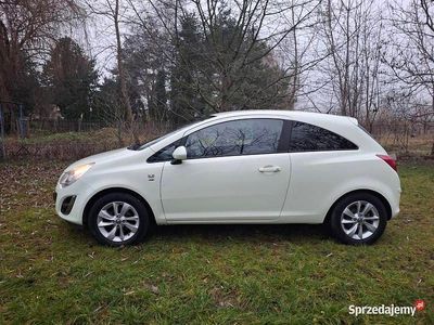 Biały Używany 2011 Opel Corsa Hatchback | 16 900 zł (Uczciwa cena)