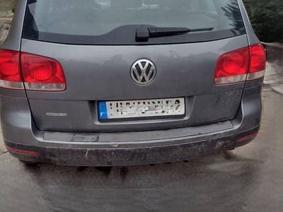 Używany VW Touareg 2005 Srebrny SUV