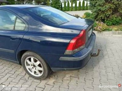 używany Volvo S60 2002 rok 2,4diesel przebieg 395000 km