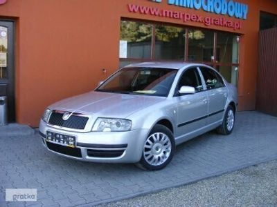 Używany Skoda Superb 130 KM (95 kW) 2003 Srebrny Sedan/Limuzyna