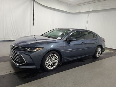 używany Toyota Avalon 2.5dm 176KM 2021r. 13 400km