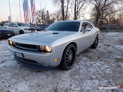 Używany Dodge Challenger 2011 Srebrny Coupe