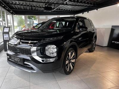 Czarny Nowe 2025 Mitsubishi Outlander P-HEV SUV | 259 900 zł