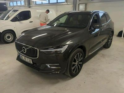 Czarny (metalik) Używany 2021 Volvo XC60 SUV | 128 800 zł (Uczciwa cena)