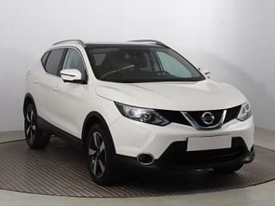 Używany Nissan Qashqai 116 KM (85 kW) 2016 Biały SUV
