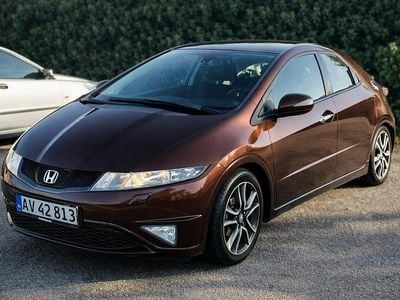 Używany Honda Civic 141 KM (103 kW) 2011 Brązowy (metalik) Sedan/Limuzyna