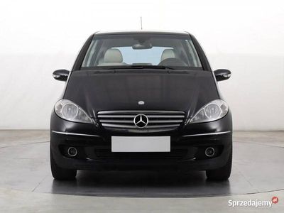 Mercedes A200