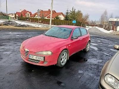 Czerwony Używany 2006 Alfa Romeo 147 Hatchback | 3300 zł
