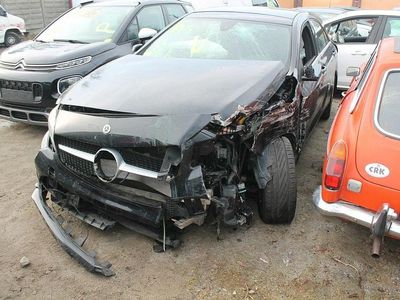 Czarny Używany 2017 Mercedes A180 Hatchback | 29 900 zł