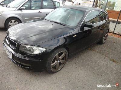 Czarny Używany 2007 BMW 123 Hatchback | 16 900 zł