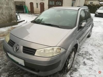 Używany Renault Mégane II 113 KM (83 kW) 2004 Srebrny Sedan/Limuzyna