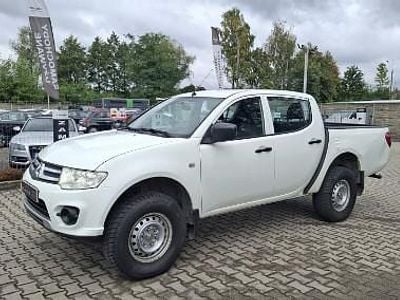 Biały Używany 2014 Mitsubishi L200 Pickup | 44 900 zł
