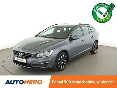 Szary Używany 2017 Volvo V60 Linje Svart Kombi | 46 700 zł (Super Cena)