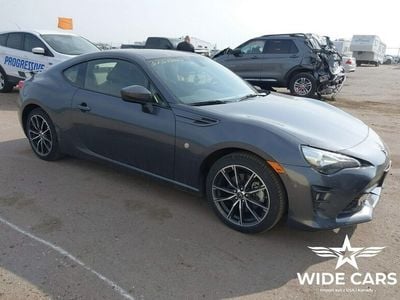 Szary (metalik) Używany 2020 Toyota GT86 GT Coupe | 59 300 zł
