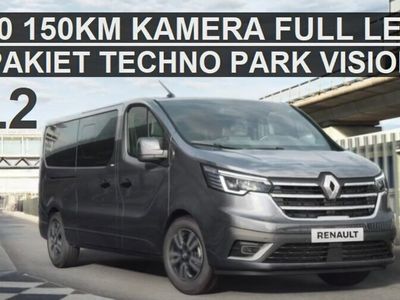 Szary Używany 2024 Renault Trafic Minivan | 188 636 zł