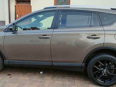 Używany 2017 Toyota RAV4 SUV | 65 000 zł (Dobra cena)