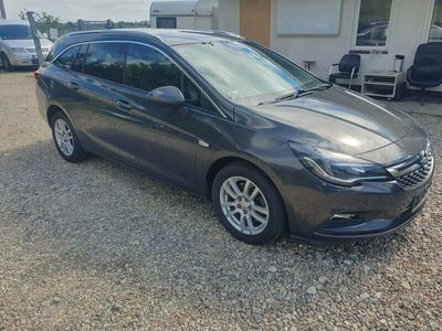 używany Opel Astra 1.6dm 136KM 2016r. 216 700km