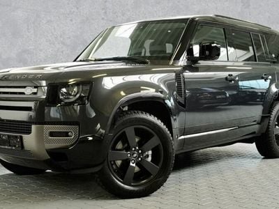 Używany Land Rover Defender S 200 KM (147 kW) 2024 Czarny SUV