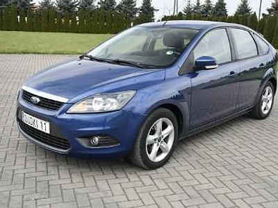 Niebieski Używany 2010 Ford Focus Hatchback | 14 900 zł (Uczciwa cena)