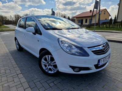 używany Opel Corsa 1.2dm 80KM 2011r. 179 654km