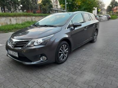 używany Toyota Avensis 1.8dm 147KM 2012r. 340 000km