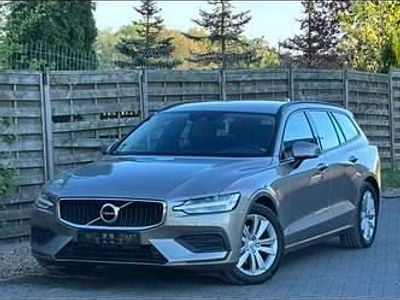 Złoty Używany 2019 Volvo V60 Summum Kombi | 65 900 zł (Dość drogi)