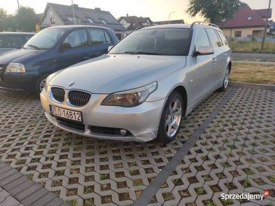BMW 525
