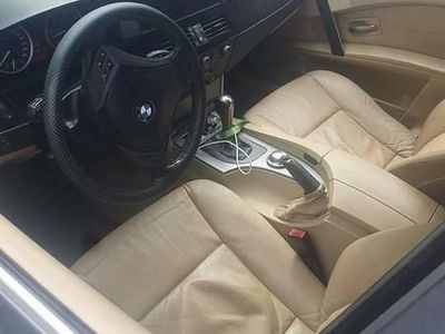 BMW 525
