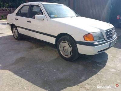 używany Mercedes 180 1993R. 2.0D STAN B.DOBRY